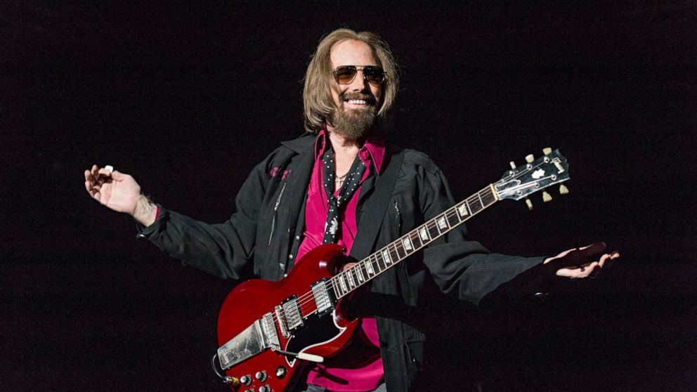 Late musician Tom Petty receives posthumous Ph.D. for music