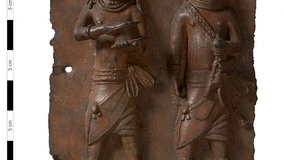 Un musée britannique accepte de restituer les bronzes du Bénin pillés au Nigeria