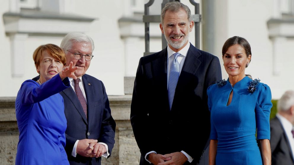 Die spanische Königsfamilie tritt einen verspäteten Staatsbesuch in Deutschland an