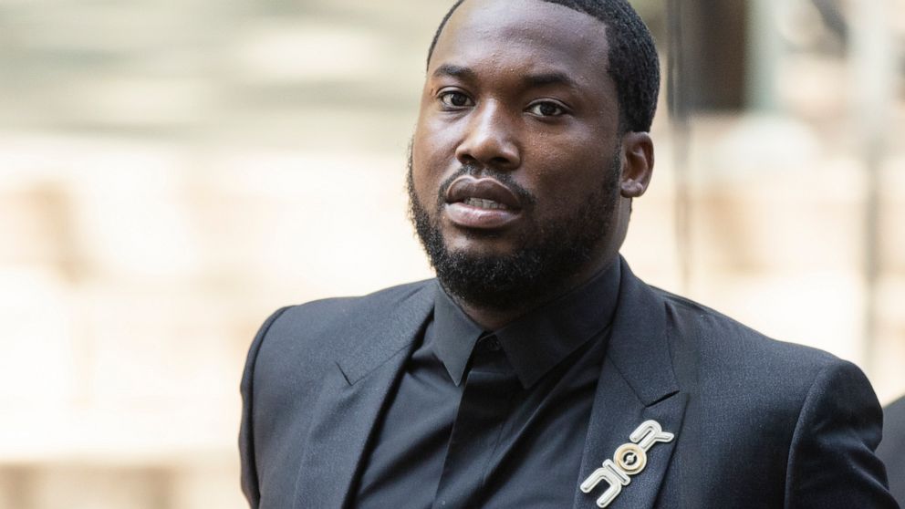 The Latest Meek Mill S Lawyers Ask Court For New Trial Abc News
