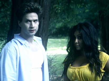 VIDEO: Twilight movie is spoofed by the Jersey Shore cast.