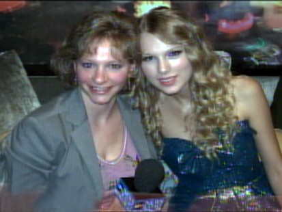 VIDEO: Taylor Swift talks about the apology from Kanye West.