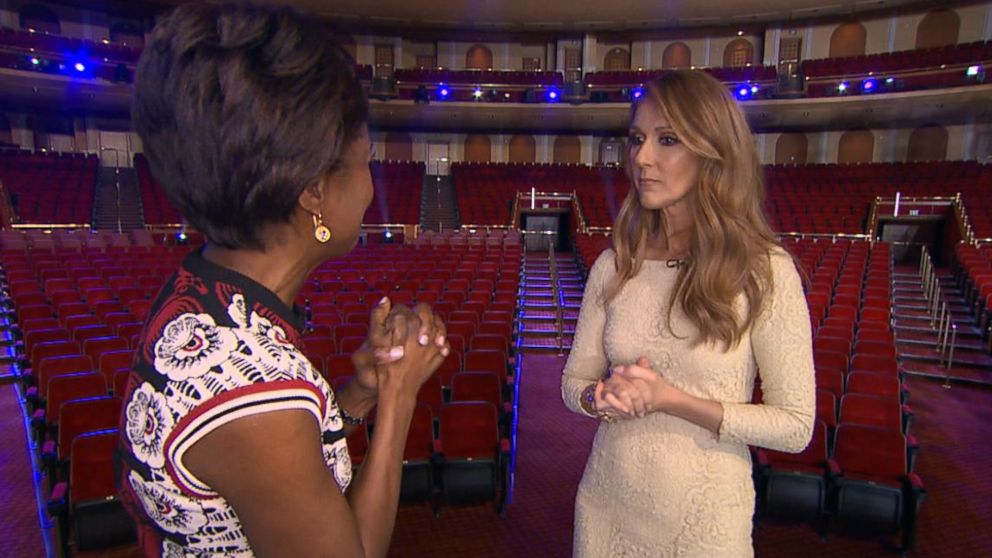 PHOTO: Deborah Roberts speaks with Celine Dion.