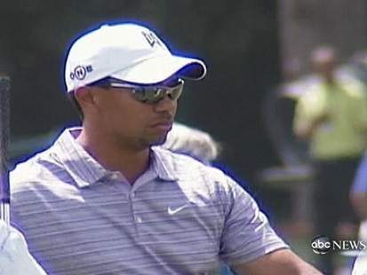 VIDEO: Golf great comes out of seclusion to practice in advance of the Masters.