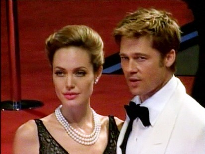 VIDEO: An unnamed source claims that rumors of Brad Pitt and Aneglina Jolies breakup are untrue.