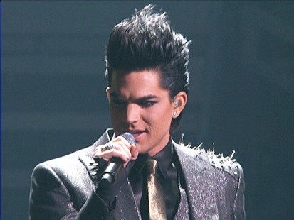 VIDEO: Adam Lamberts AMA performance receives audience complaints.