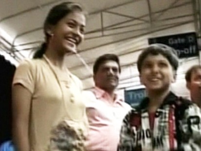 Video: Slumdog kids travel to America.
