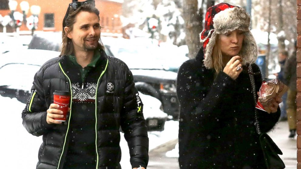 Kate Hudson gets some last minute shopping done with ex-fiance Matthew Bellamy at Boogies in downtown Aspen, Colo., Dec. 22, 2014. 