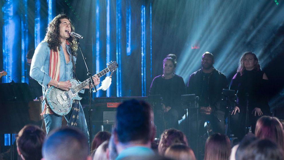 VIDEO: American Idol top 24