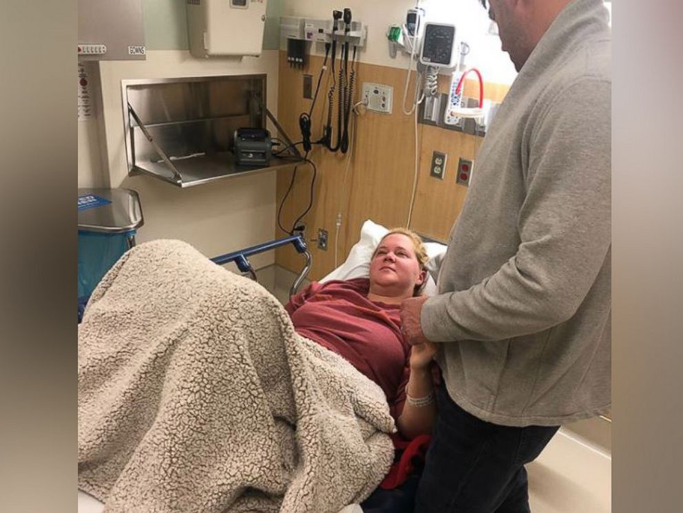 Amy Schumer Reveals She Was Hospitalized for a 'Horrible Kidney Infection'
