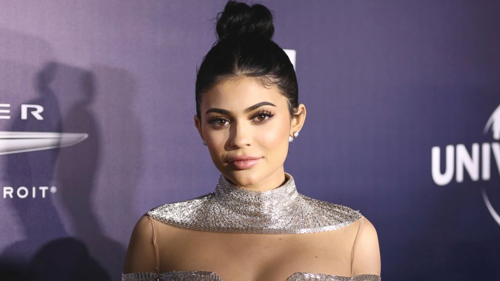 Kylie Jenner arrives at the Beverly Hilton Hotel in Beverly Hills, Calif., Jan. 8, 2017.  