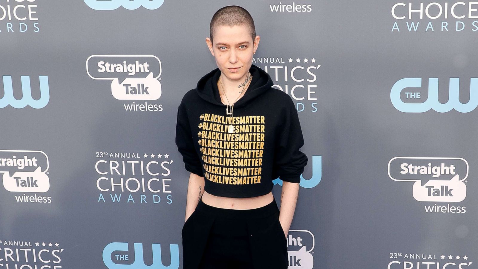 bang procent tjeneren Billions' actor Asia Kate Dillon explains what it means to be non-binary -  ABC News