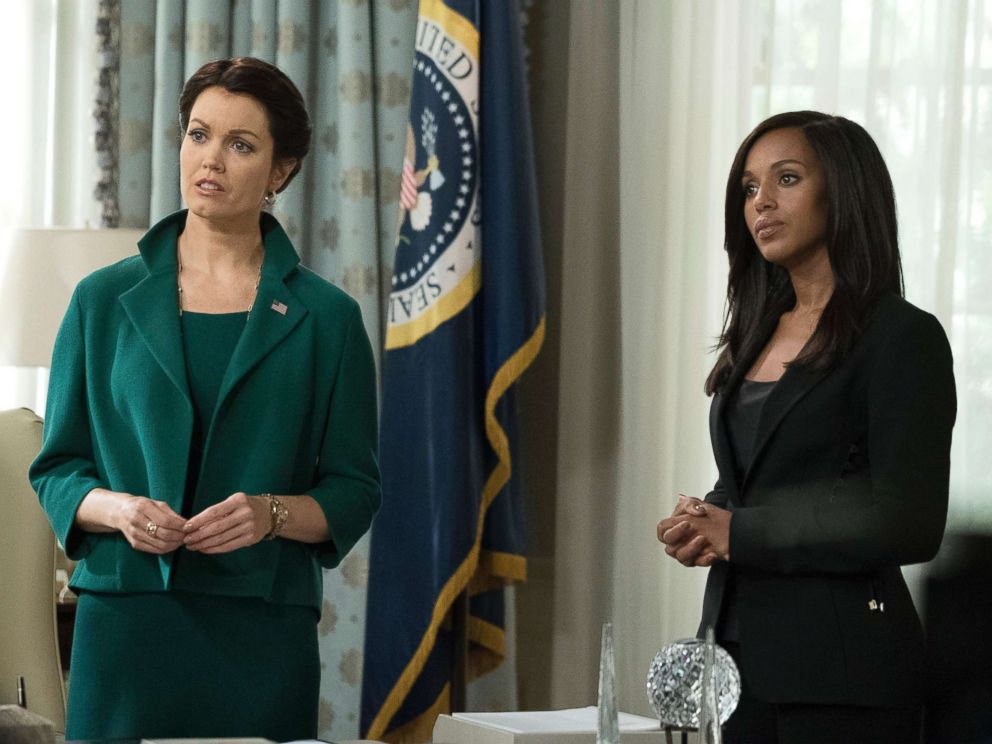 PHOTO: Bellamy Young and Kerry Washington appear on an episode of Scandal.