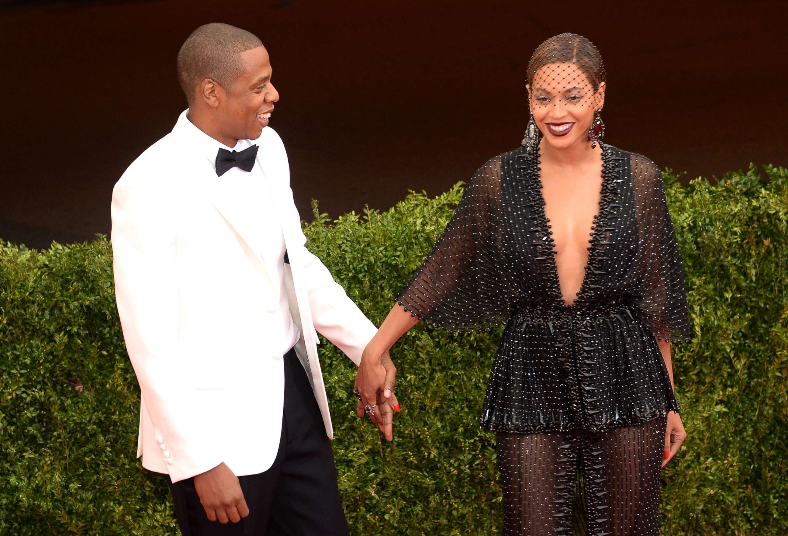 PHOTO: Beyonce and Jay Z attend the "Charles James: Beyond Fashion" Costume Institute Gala at the Metropolitan Museum of Art, May 5, 2014, in New York.