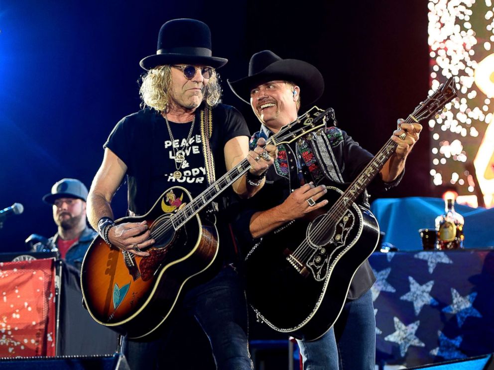 PHOTO: Recording artists Big Kenny (L) and John Rich of Big & Rich perform during the Route 91 Harvest country music festival at the Las Vegas Village, Oct. 1, 2017 in Las Vegas, Nevada. 