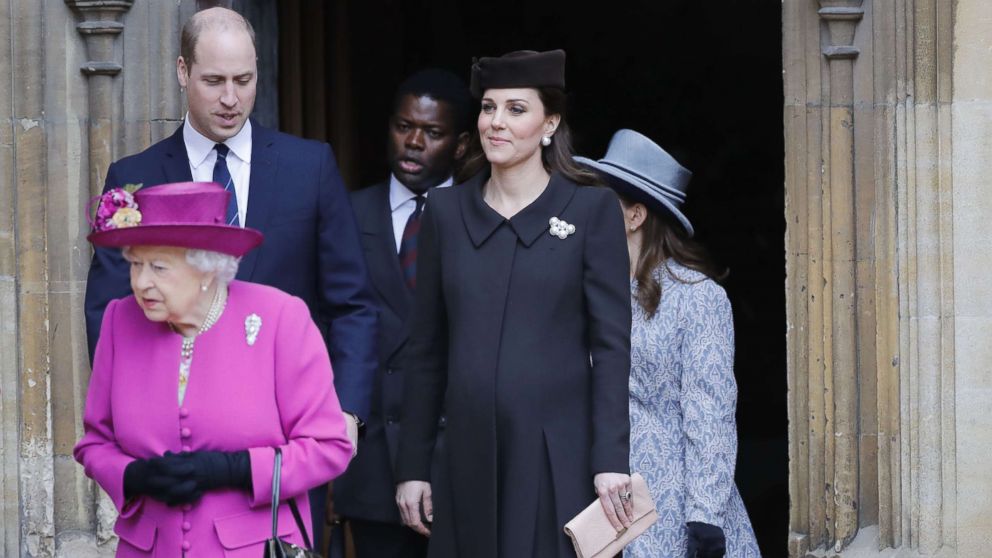PHOTO: Britain's Queen Elizabeth II, with Prince William and Kate, Duchess of Cambridge, leave the annual Easter Sunday service at St George's Chapel at Windsor Castle in Windsor, England, April 1, 2018.