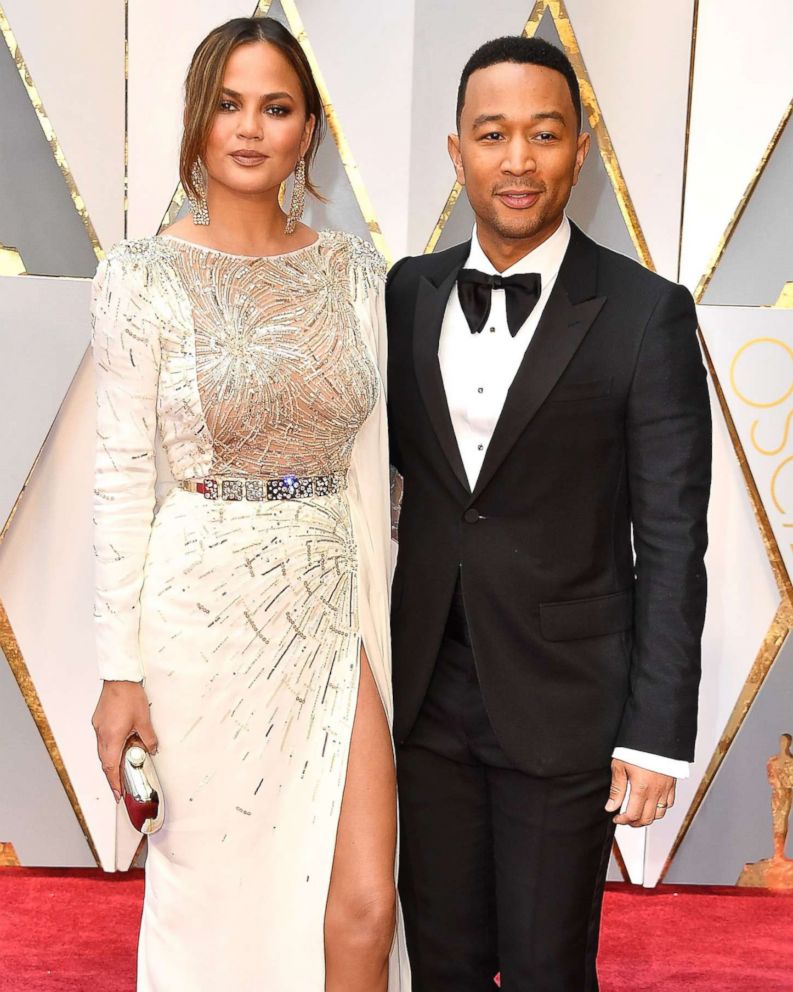 PHOTO: Chrissy Teigen and John Legend arrive at the 89th Annual Academy Awards at Hollywood & Highland Center, Feb. 26, 2017 in Hollywood, Calif.