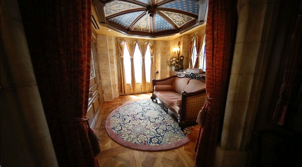 PHOTO: A look inside the Cinderella Castle suite at Walt Disney World.