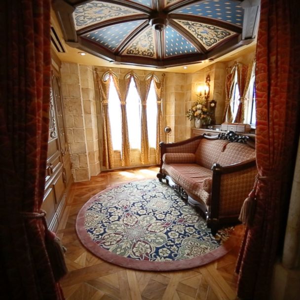 Inside The Invitation Only Cinderella Castle Suite Gma