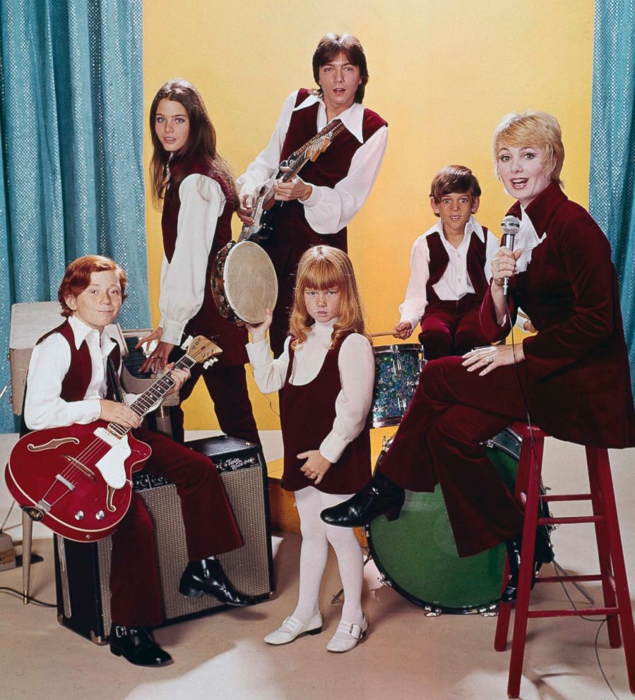 PHOTO: Danny Bonaduce, Susan Dey, David Cassidy, Suzanne Crough, Jeremy Gelbwaks, Shirley Jones from the episode "Gallery" from the TV sitcom, "The Partridge Family," July 28, 1970.