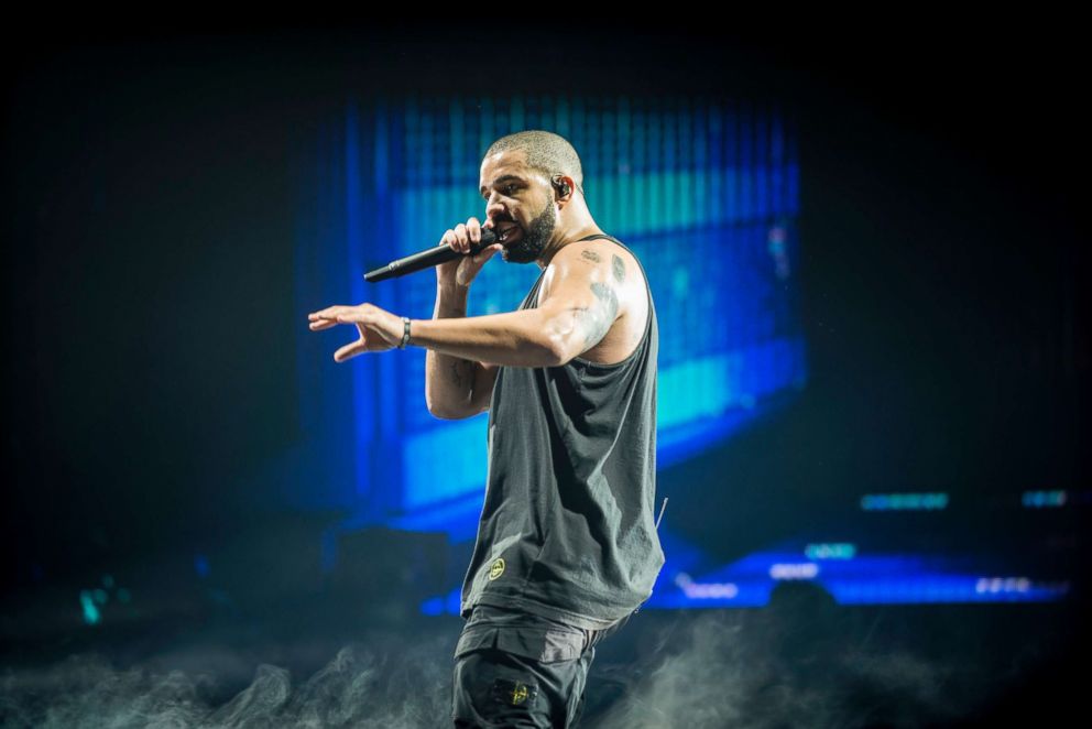 PHOTO: Drake performs at The SSE Hydro, March 23, 2017, in Glasgow, England.