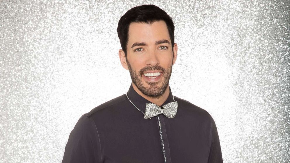 PHOTO: Drew Scott will compete for the mirror ball title on the new season "Dancing With The Stars."
