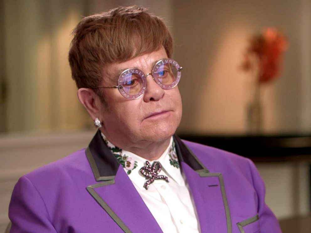PHOTO: Sir Elton John discusses his announcement that he will retire from touring in an interview with ABC News Robin Roberts.