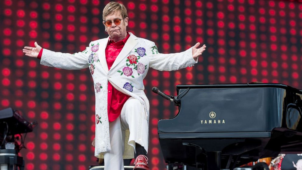 Elton John's fashion through the years Photos - ABC News