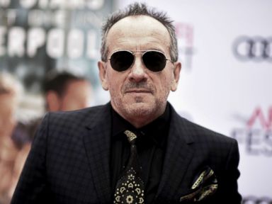 Elvis Costello reveals 'aggressive' cancer scare