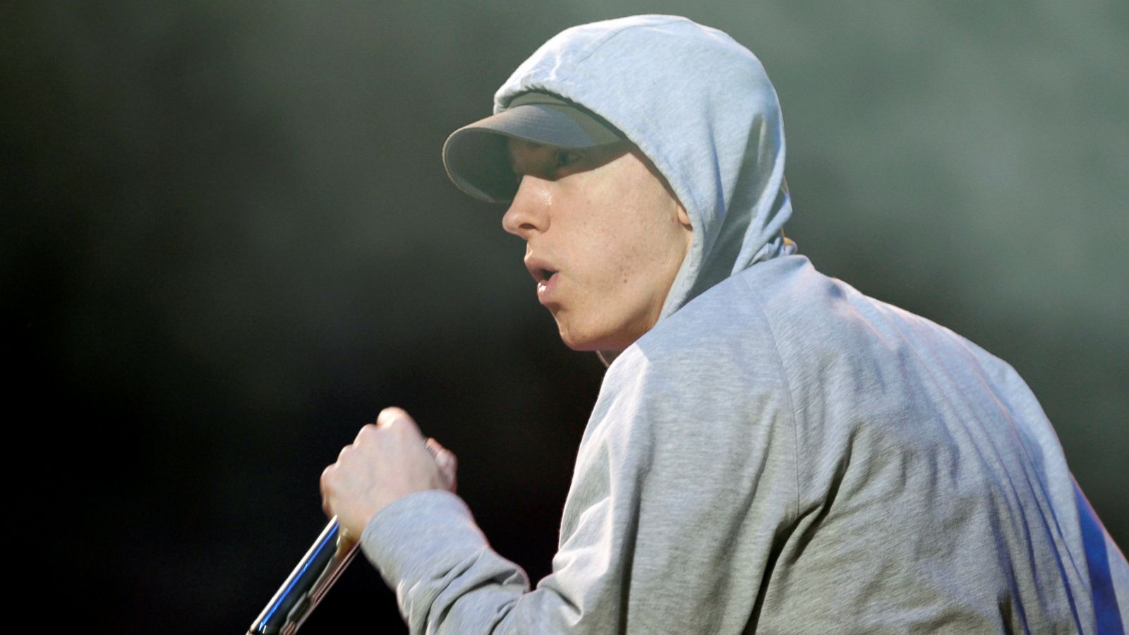 VIDEO: Eminem Blasts Trump In BET Awards Freestyle Rap - CBS Detroit