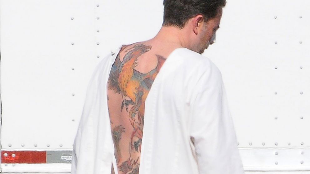 Jennifer Lopez calls Ben Afflecks back tattoo awful in old video