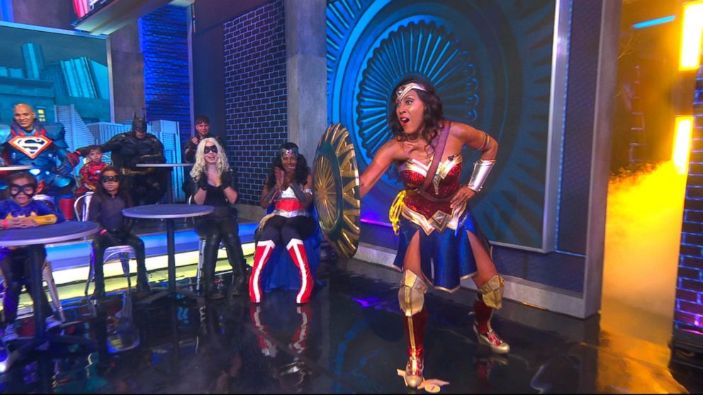 PHOTO: "Good Morning America" co-anchor Robin Roberts flew into Times Square in costume as Wonder Woman in a Halloween show full of superheroes.