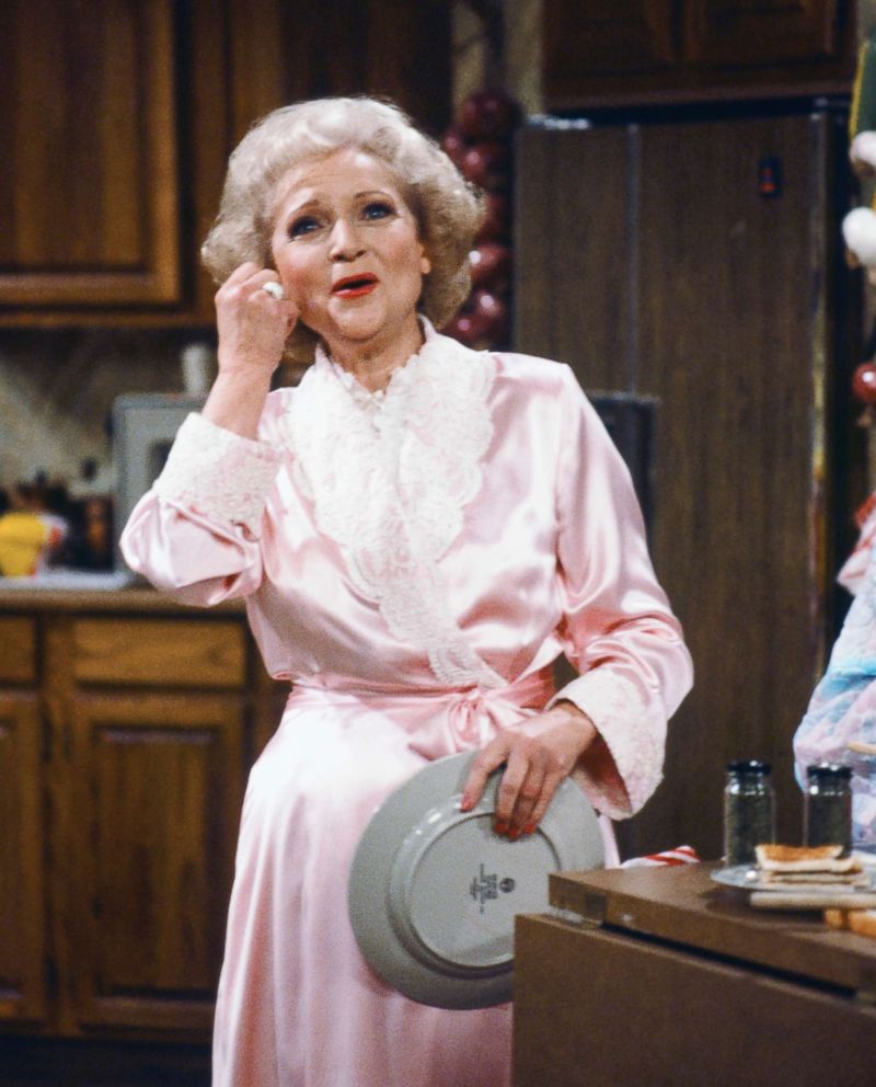 Arriba 94+ Foto películas y programas de tv de betty white Actualizar