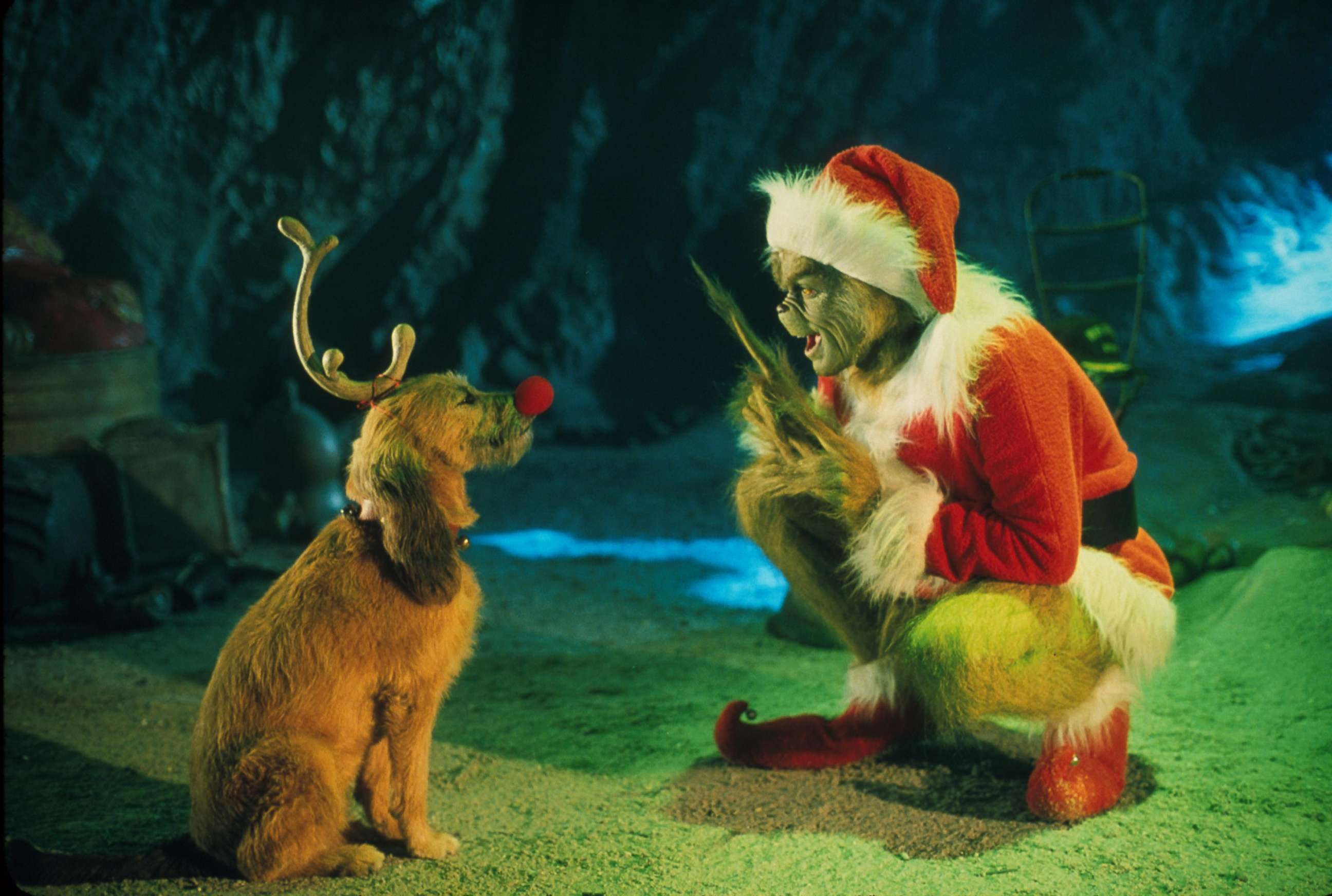 PHOTO: Jim Carrey appears in a scene in "How the Grinch Stole Christmas." 