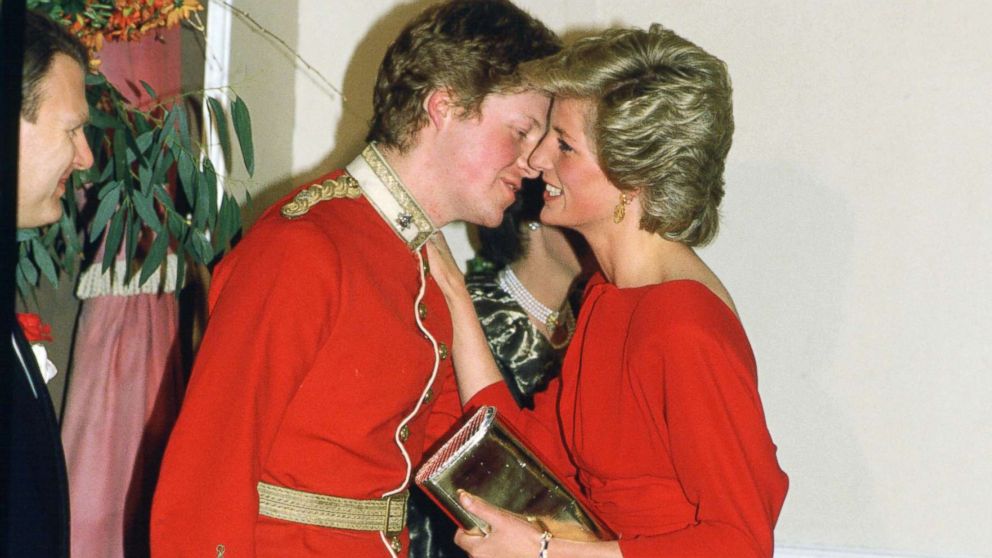 Diana, Princess of Wales kisses her brother, Earl Charles Spencer at the Birthright Ball, Nov. 21, 1985.