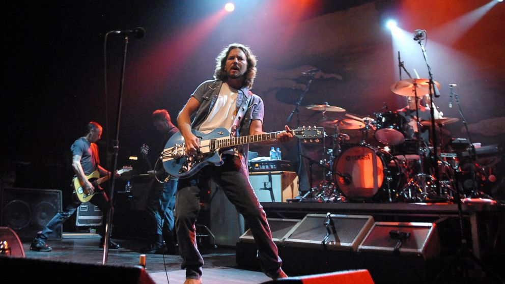 Pearl Jam performs at The Vic Theatre on Aug. 2, 2007 in Chicago.