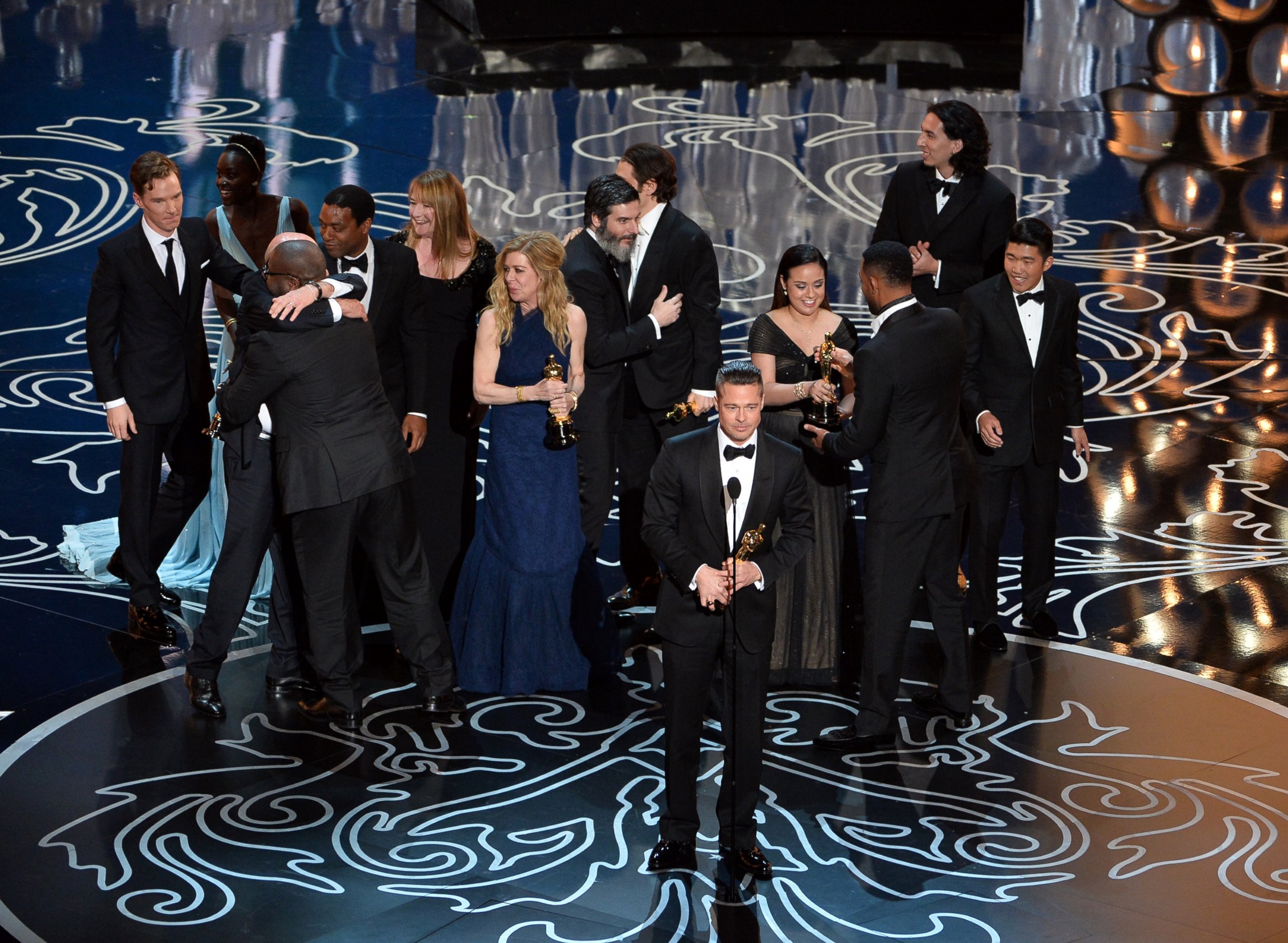 Театр где вручают оскара 5 букв. Брэд Питт Оскар 2014. Оскар 2014 победители.