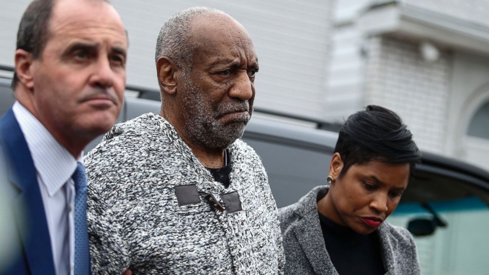 Bill Cosby arrives to the Court House in Elkins Park, Pa. to face a charge of aggravated indecent assault, Dec. 30, 2015.