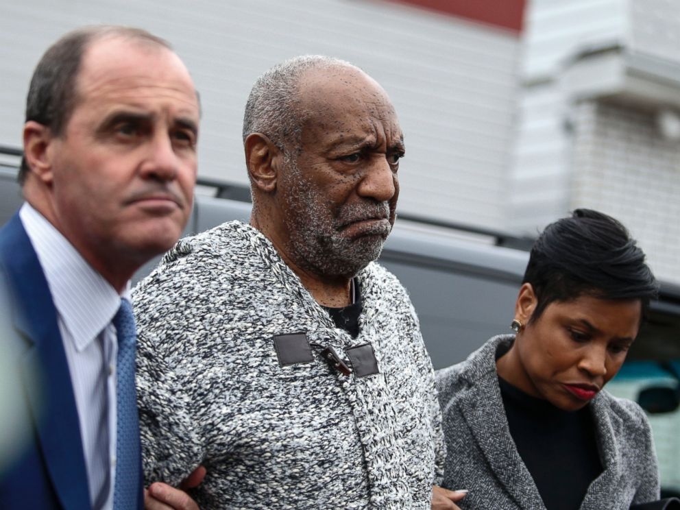 PHOTO: Bill Cosby arrives to the Court House in Elkins Park, Pa. to face a charge of aggravated indecent assault, Dec. 30, 2015.