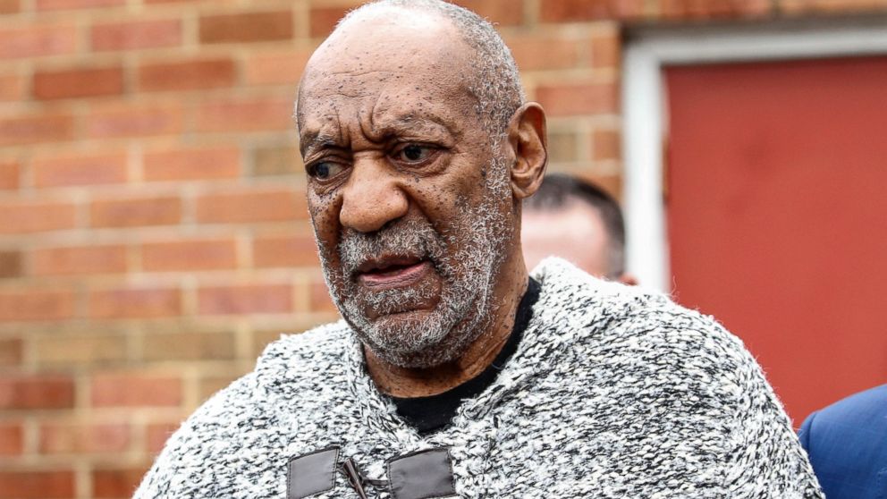 Bill Cosby leaves the Court House in Elkins Park, Pa. after his arraignment on a charge of aggravated indecent assault, Dec. 30, 2015.