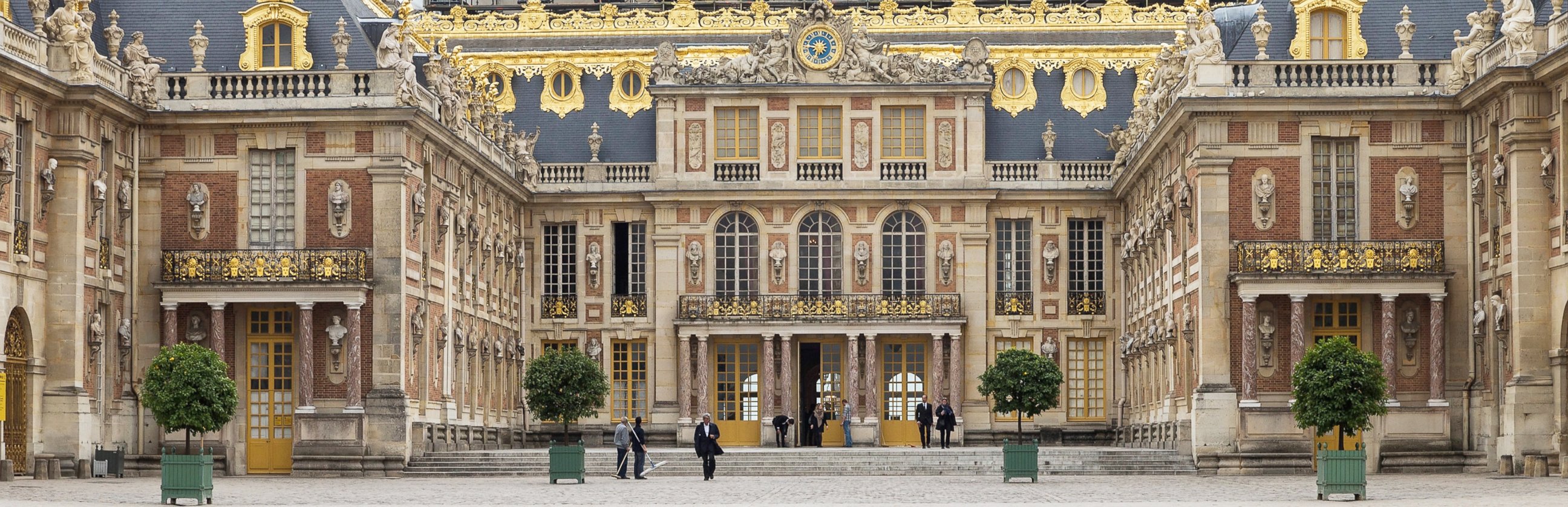 PHOTO: A view of Chateau de Versailles on June 9, 2013 in Versailles, France.