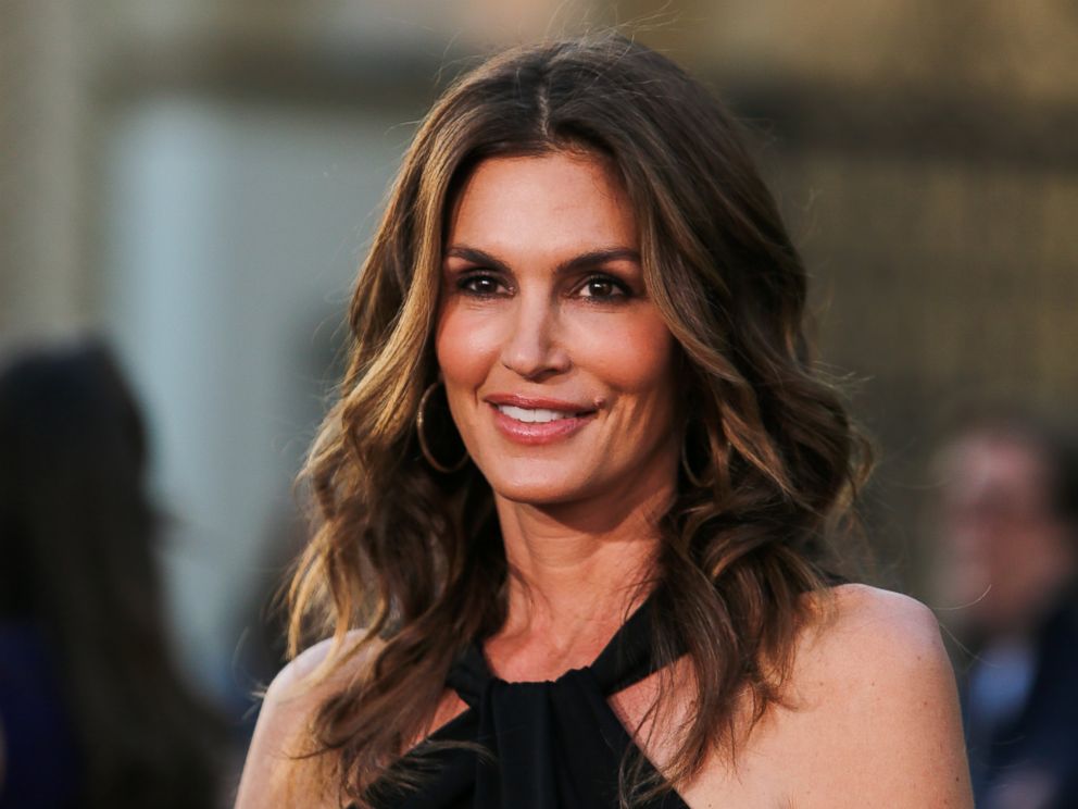 PHOTO: Cindy Crawford attends the premiere of Return To Zero at the Paramount Theater on the Paramount Studios lot on May 1, 2014 in Hollywood, Calif.