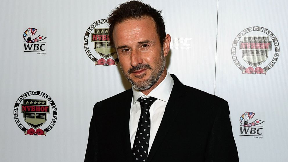 PHOTO: Actor David Arquette arrives at the Nevada Boxing Hall of Fame inaugural induction gala at the Monte Carlo Resort and Casino on August 10, 2013 in Las Vegas, Nevada.  