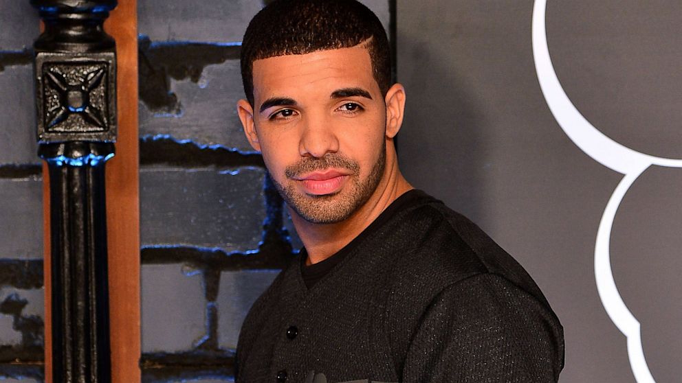 Drake attends the 2013 MTV Video Music Awards at the Barclays Center, Aug. 25, 2013 in the Brooklyn.