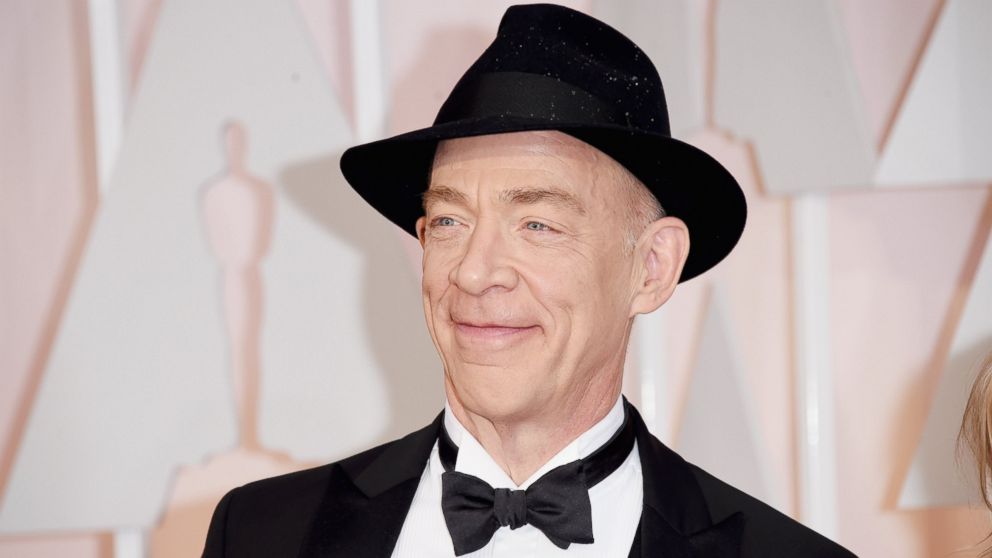 Supporting actors. JK Simmons Oscar. J.K. Simmons Oscar. Дж.к. Симмонс в шляпе. Дж к Симмонс фото.