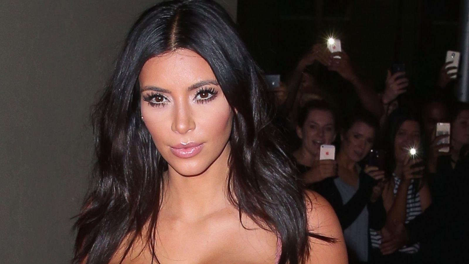 Why Kim Kardashian Says She Doesn't Smile 'Too Often' - ABC News