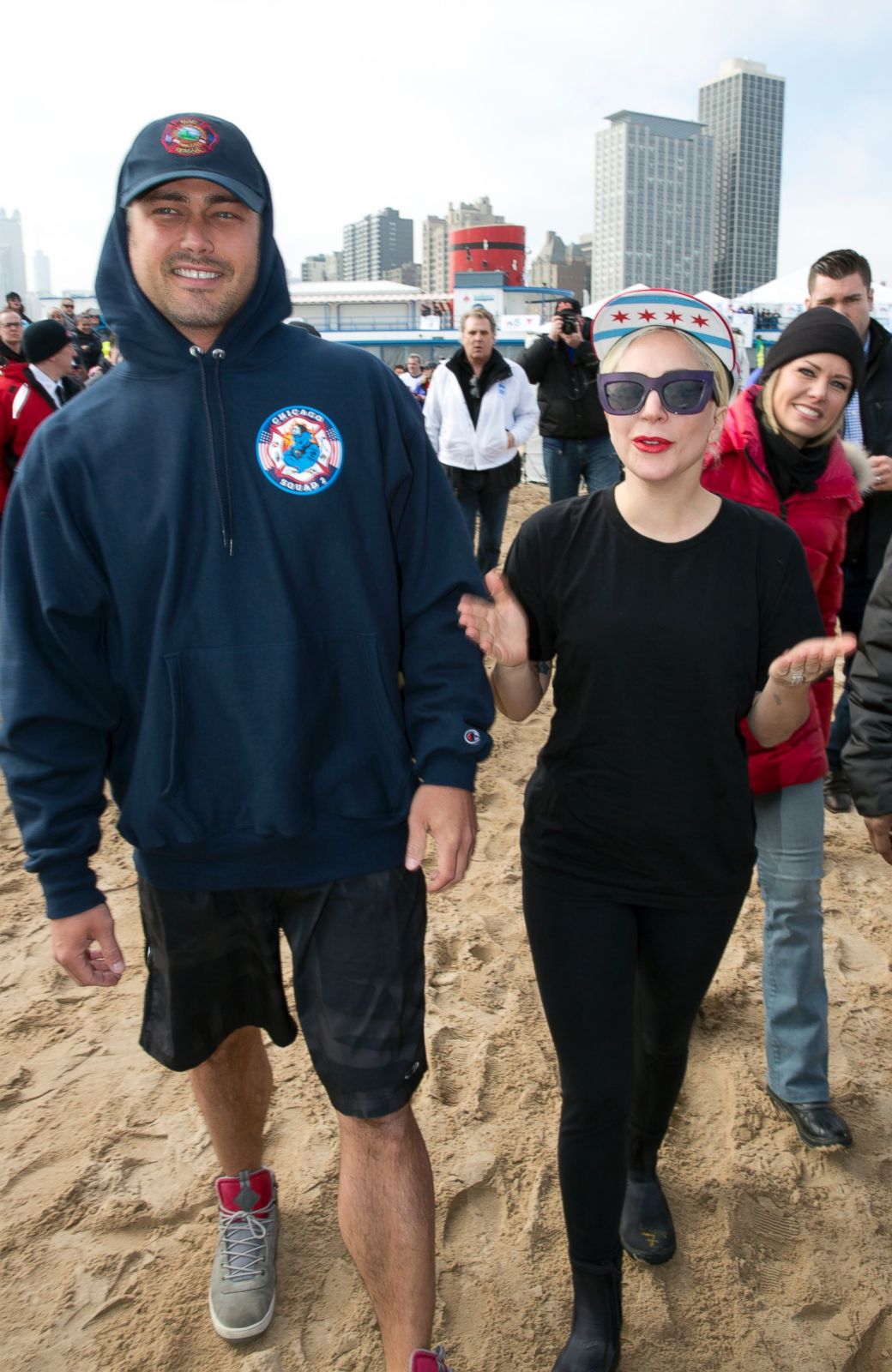 Lady Gaga And Taylor Kinney Take The Polar Plunge In Chicago Picture