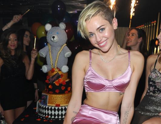 Inside Miley Cyruss Bangerz Release Party Photos Abc News 2438