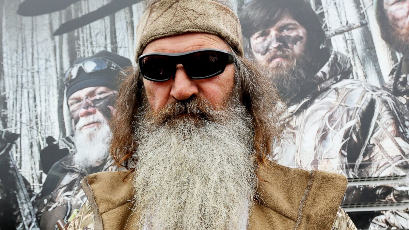 Duck Dynasty Star Phil Robertson I Dont Hate Anybody photo pic