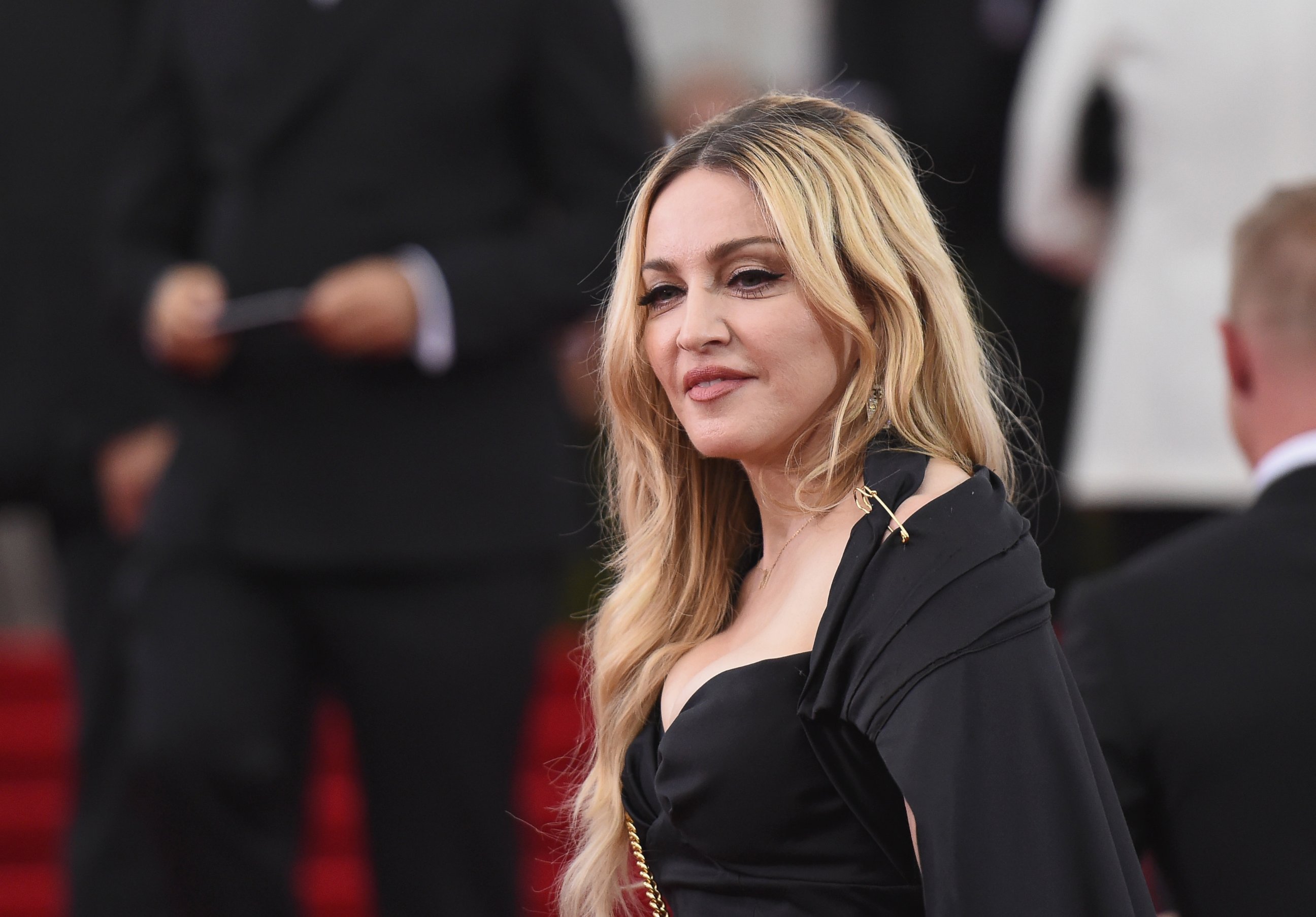 PHOTO: Madonna attends a benefit gala at the Metropolitan Museum of Art on May 4, 2015 in New York.